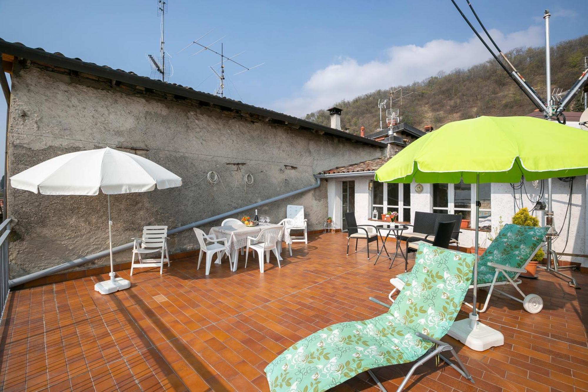 Angela -Terrace & Beautiful View Lake - Happy Rentals Toscolano Maderno Eksteriør billede